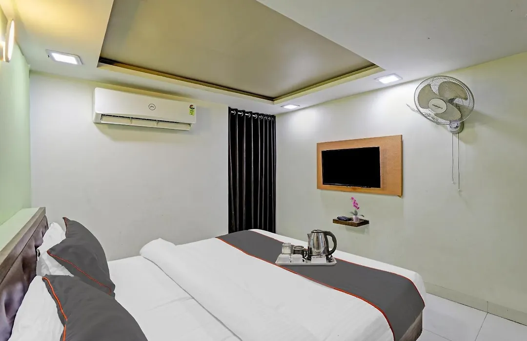 Hotel O Royal-1